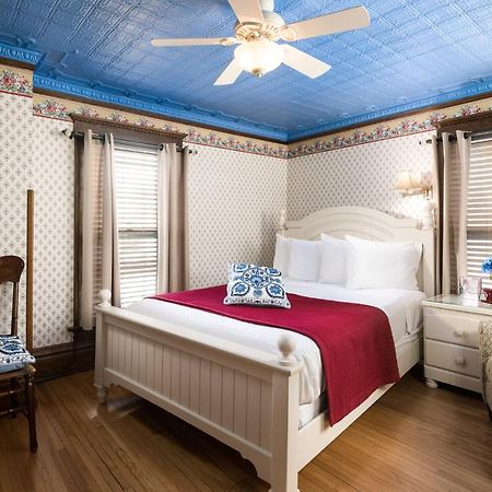 Westby House Inn Экстерьер фото