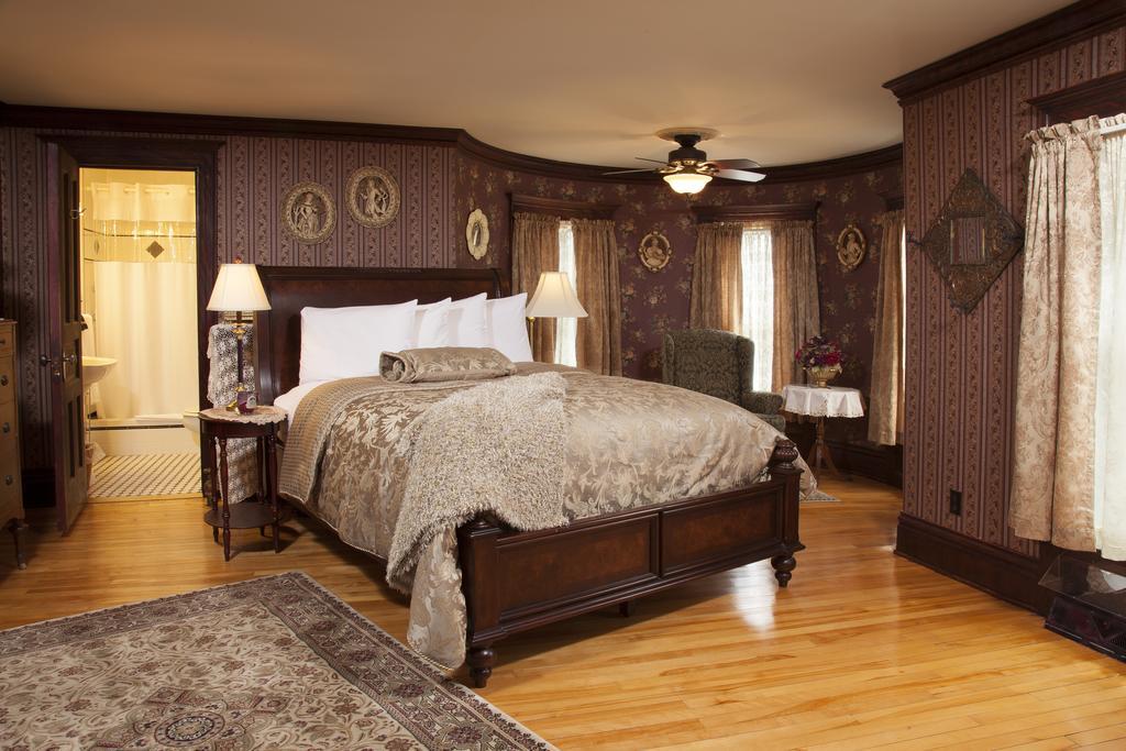 Westby House Inn Экстерьер фото