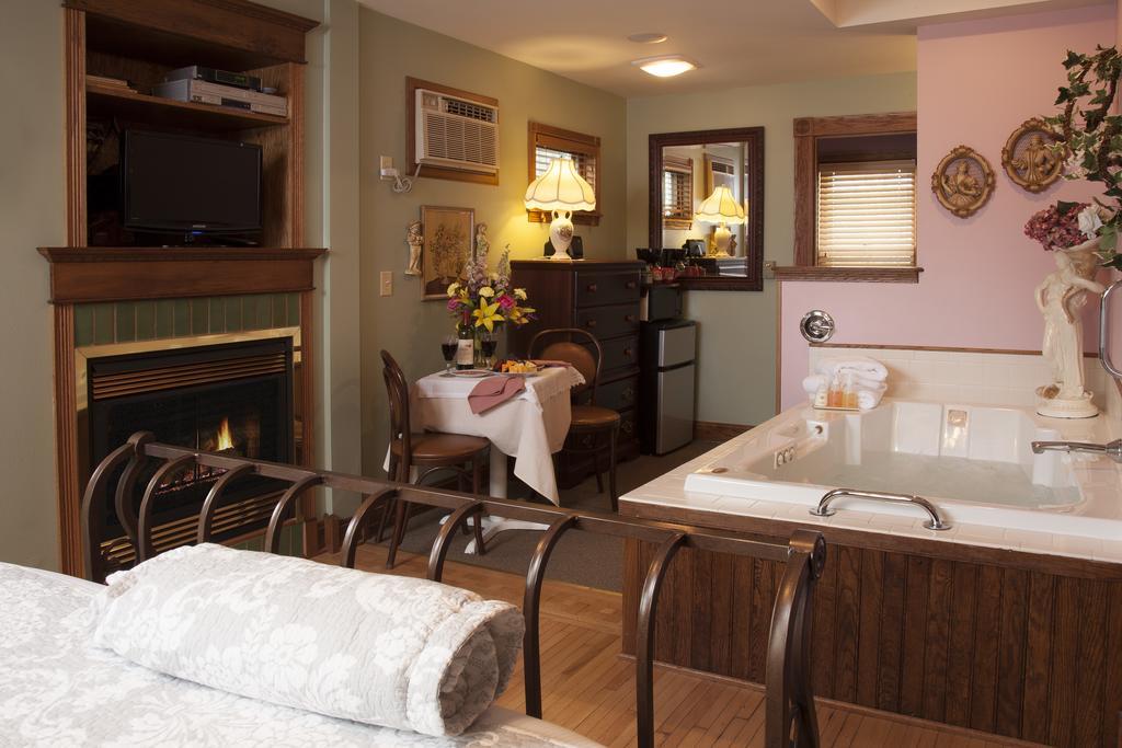 Westby House Inn Экстерьер фото