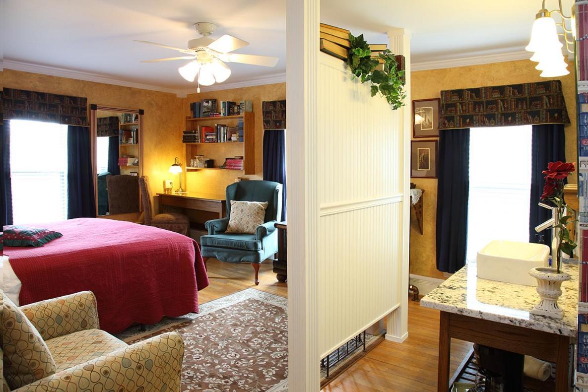 Westby House Inn Экстерьер фото